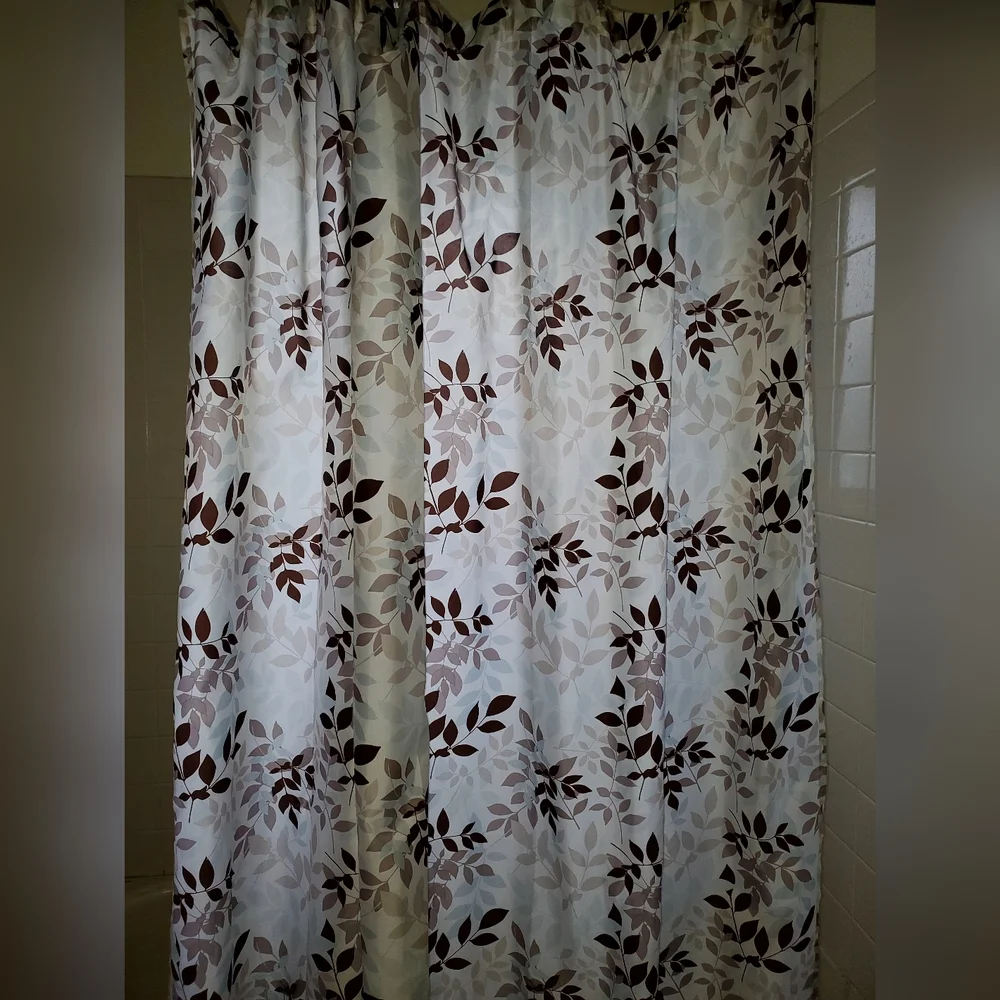 Floral Leaf Pattern Shower Curtain